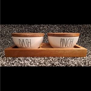 Rae Dunn pinch dash bowls with wood lids